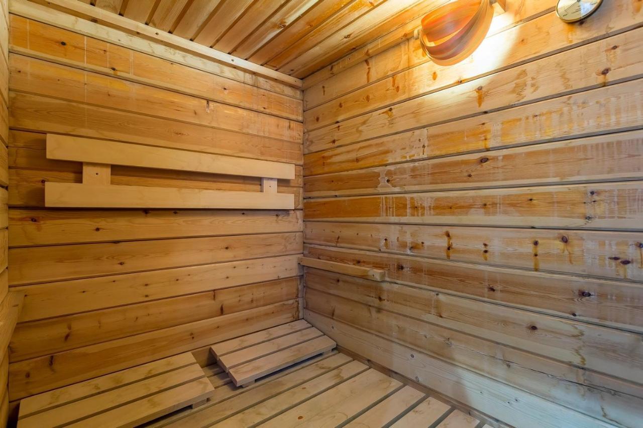 The Old Lyon Sauna 6 People Экстерьер фото